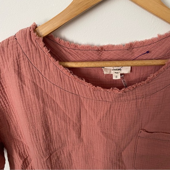 Entro Boxy Peach Pink Pocket Blouse with Raw Hemline Women’s Small - Picture 3 of 4